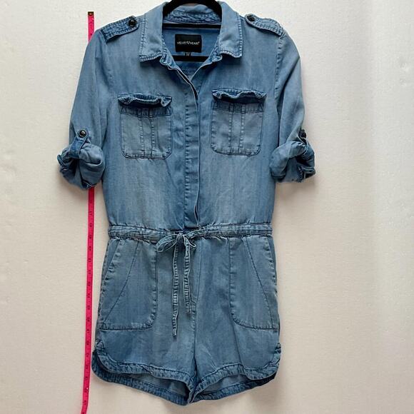 Velvet Heart Light Wash Denim Romper – Size XS - Picture 1 of 7